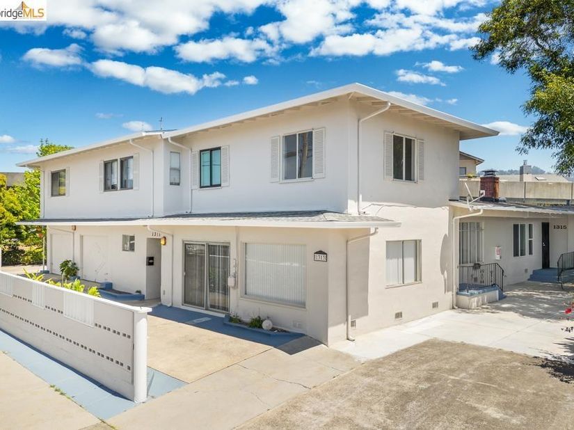 1313 Curtis St, Berkeley CA 94702