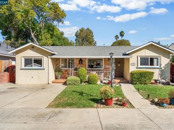 2383 Mountain View Dr