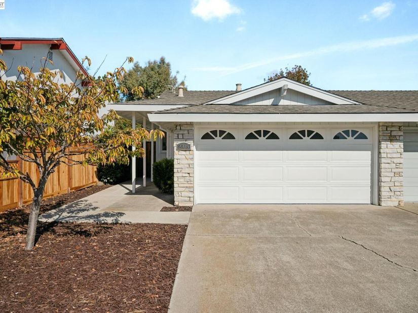2705 Bayview Dr, Alameda CA 94501