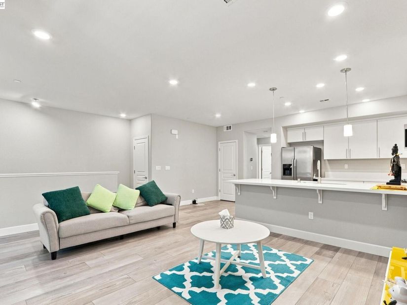 633 Clover Cir, Milpitas CA 95035