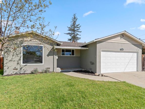 2950 Kelly St, Livermore CA 94551