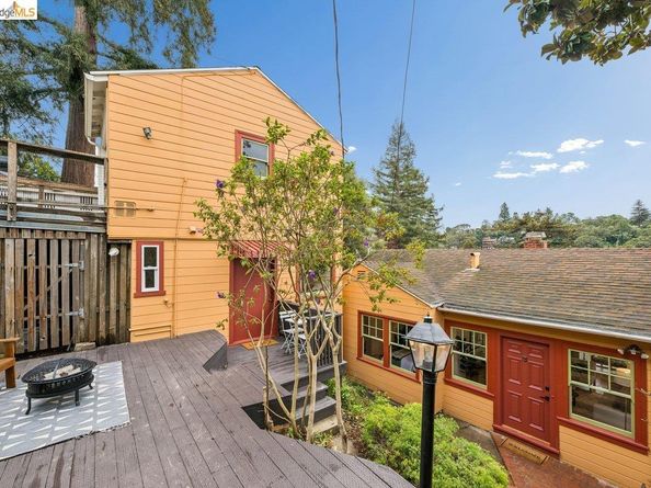 233 Capricorn Ave, Oakland CA 94611