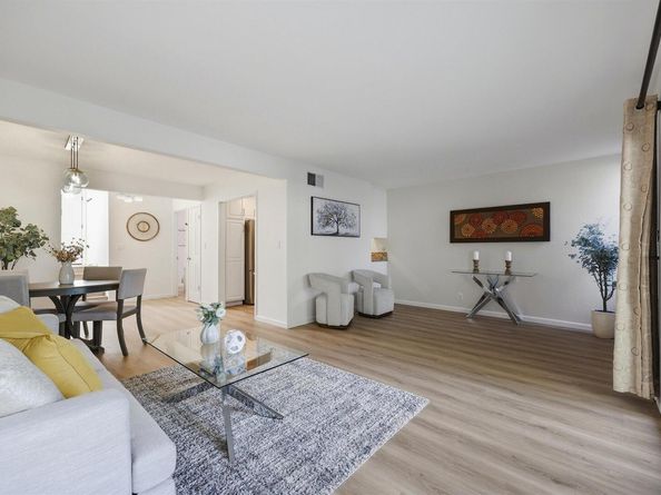 651 Moraga Rd 12, Moraga CA 94556