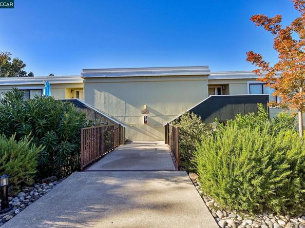 2057 Golden Rain Rd 4, Walnut Creek CA 94595