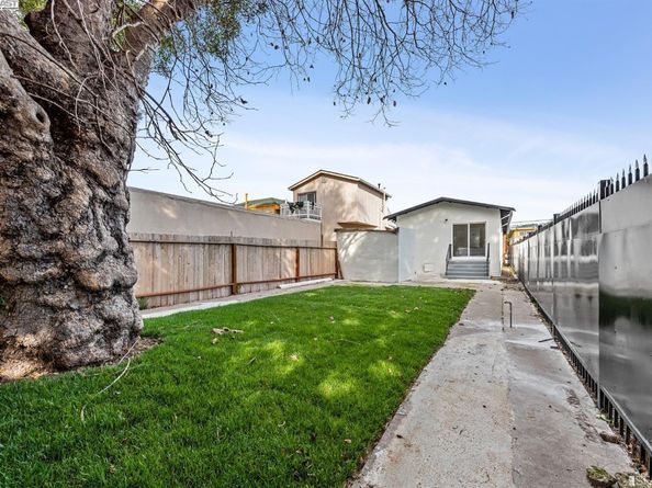 5955 Hayes St, Oakland CA 94621