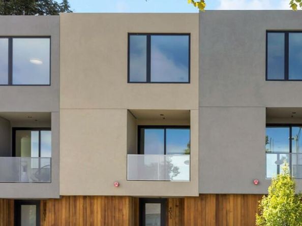 4033 Park Blvd., Oakland CA 94602