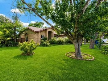 5611 Meadow CRST