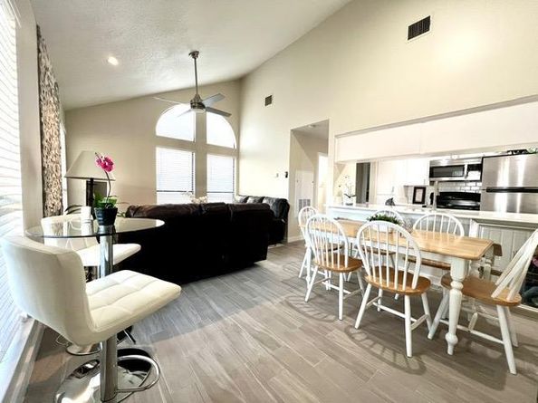 2902 Cole ST 311, Austin TX 78705