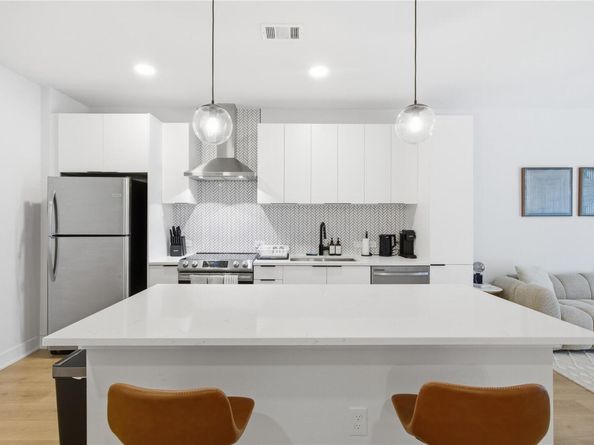 2500 Longview ST 219, Austin TX 78705