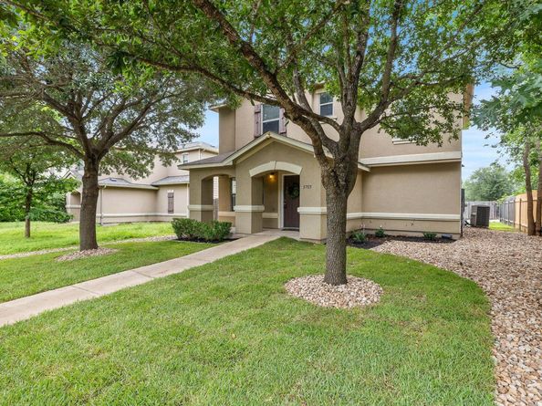 5705 Viewpoint DR, Austin TX 78744
