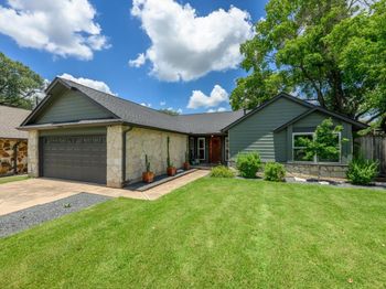6569 Fair Valley TRL