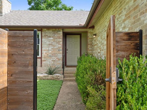 7501 Lakewood DR, Austin TX 78750