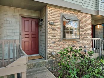 7122 Wood Hollow DR