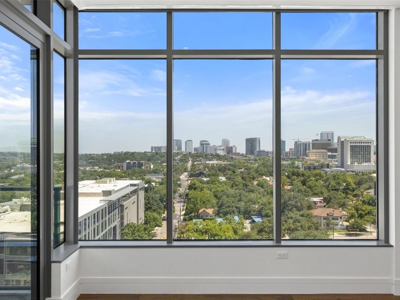 501 West Ave 1304, Austin TX 78701