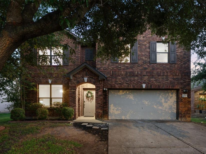 6317 Baythorne DR, Austin TX 78747