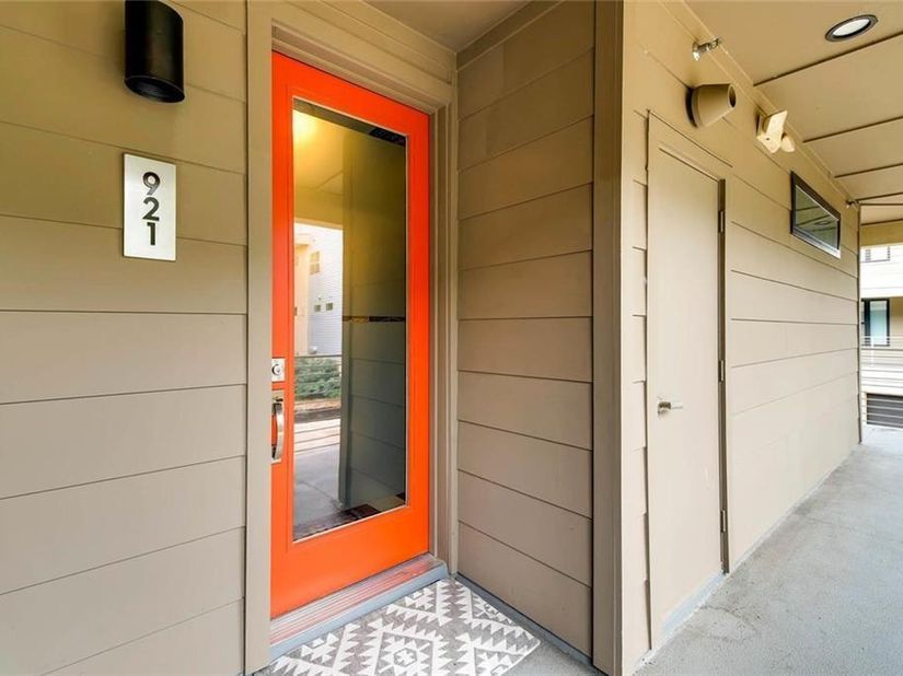 2804 Treble LN 921, Austin TX 78704