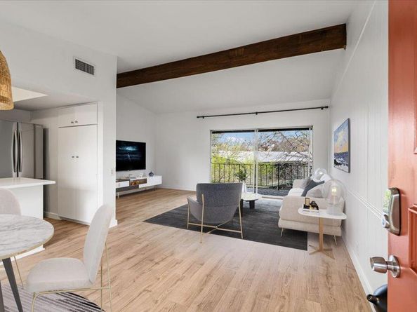 1304 Mariposa DR 206, Austin TX 78704