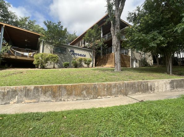 1212 Castle Hill ST 6, Austin TX 78703