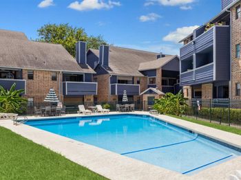 2500 Burleson RD