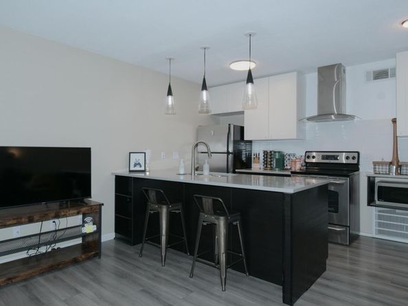 2302 East Side DR 6, Austin TX 78704