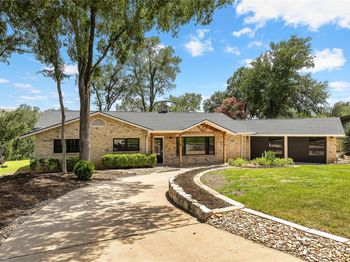 1014 Country Club RD