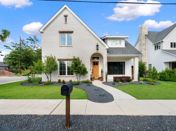 1301 West ST, Georgetown TX 78626
