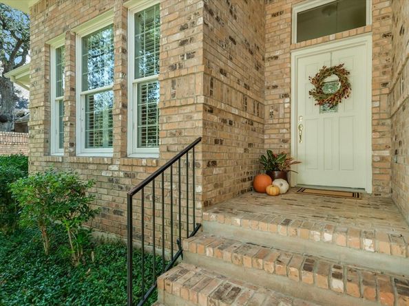 3913 Myrick DR, Austin TX 78731