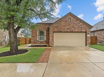 900 Crown Anchor BND