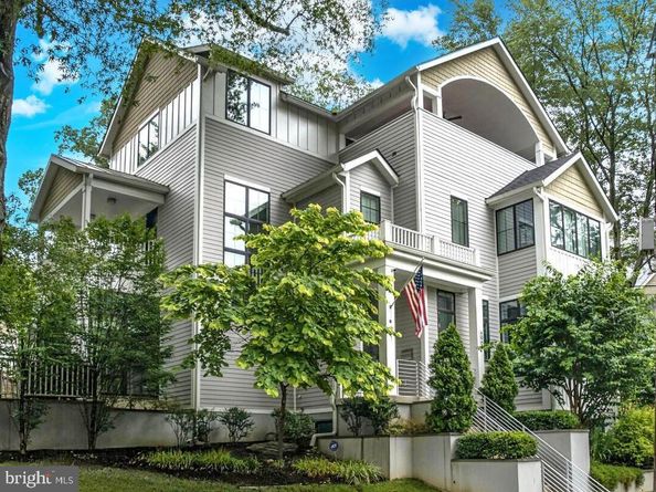 4964 Eskridge Terrace NW, Washington DC 20016