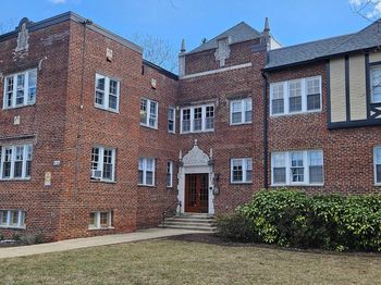 236 Farragut Street NW