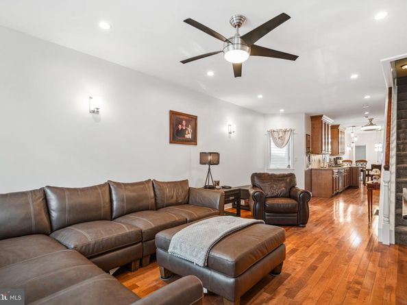 2845 E Thompson Street, Philadelphia PA 19134