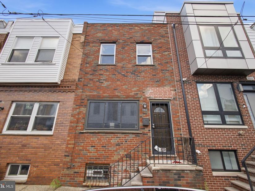 1814 S Taylor Street, Philadelphia PA 19145