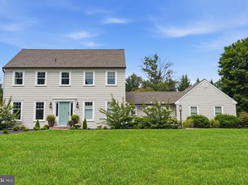 30 Dunkin Drive