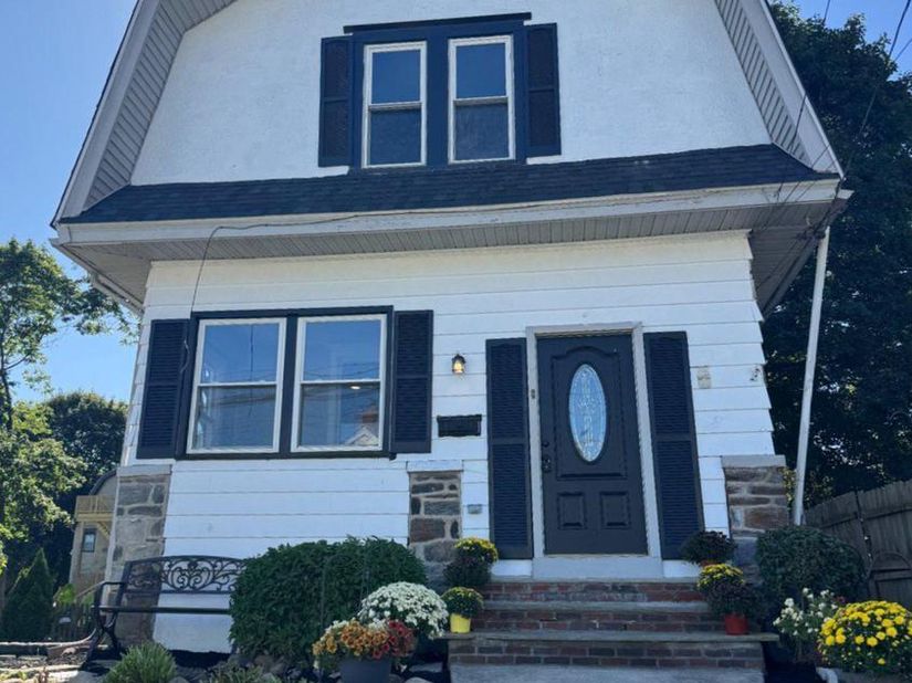 39 Cloverdale Avenue, Upper Darby PA 19082
