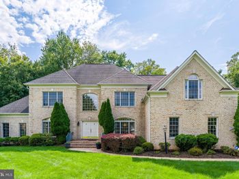 9395 Wolf Trap Creek Court