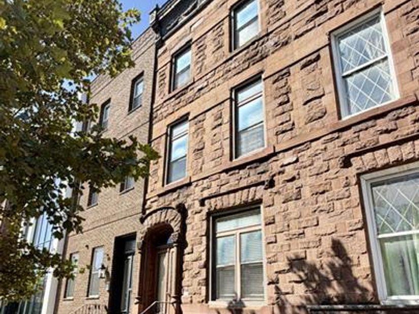 1828 S Broad Street, Philadelphia PA 19145