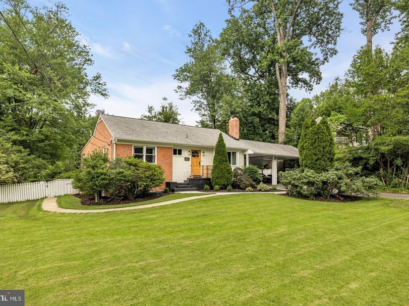 6616 Kerns Road, Falls Church VA 22042