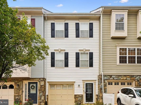 113 Meadows Lane, Alexandria VA 22304
