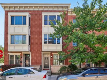 739 S 13TH Street
