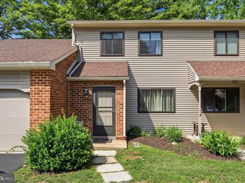 402 Curtis Court