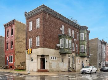 2401 N 15TH Street