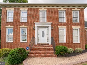 2906 Cedar Lane