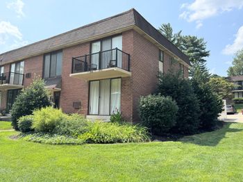 100 E Glenolden Avenue