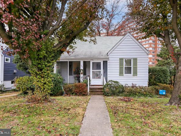 1025 16TH Street S, Arlington VA 22202