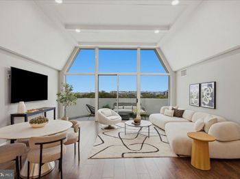 700 7TH Street SW