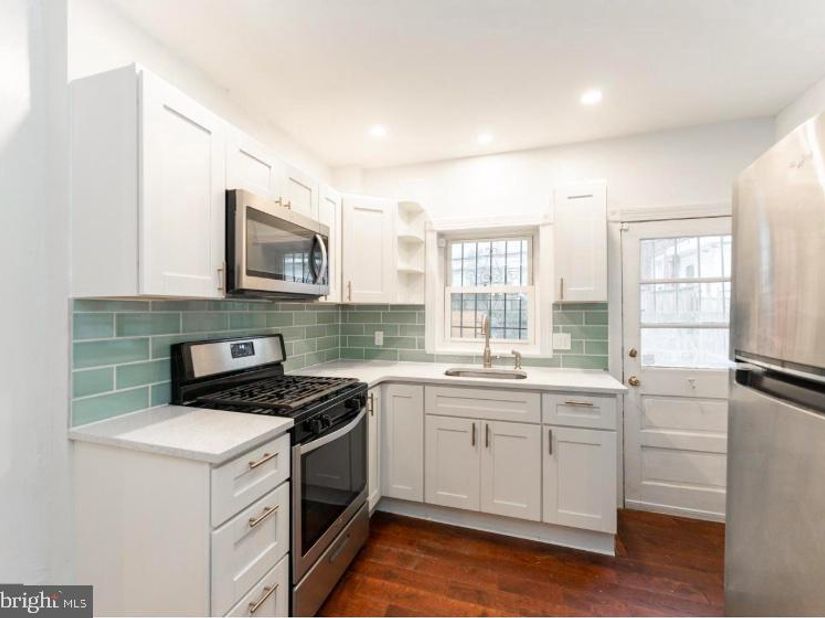 2050 S Beechwood Street, Philadelphia PA 19145