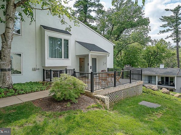 209 E Chelsea Circle, Newtown Square PA 19073