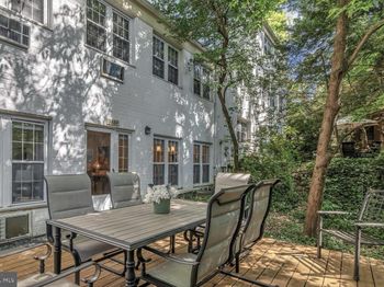 3484 Martha Custis Drive