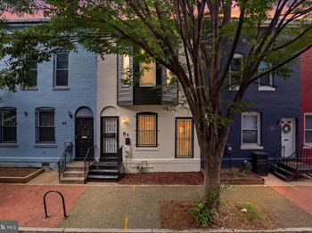 31 Bates Street NW