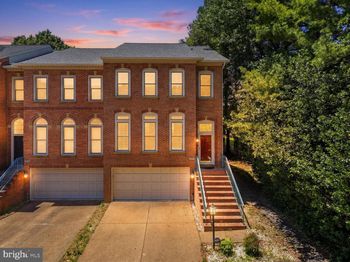 7522 Chrisland Cove